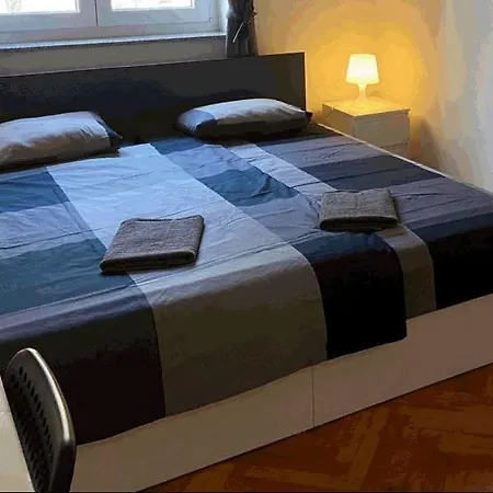 Pula-center And Apartment *