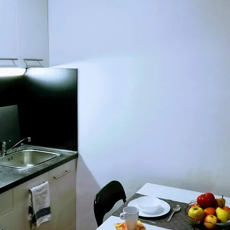 Pula-center And * Pula