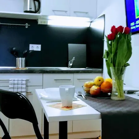 Apartment Pula-center And *