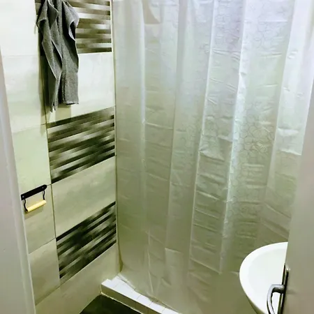 Lägenhet Pula-center And *