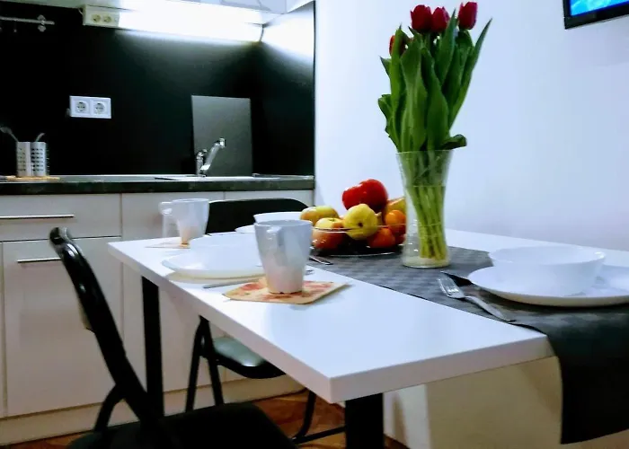 Pula-center And Appartamento